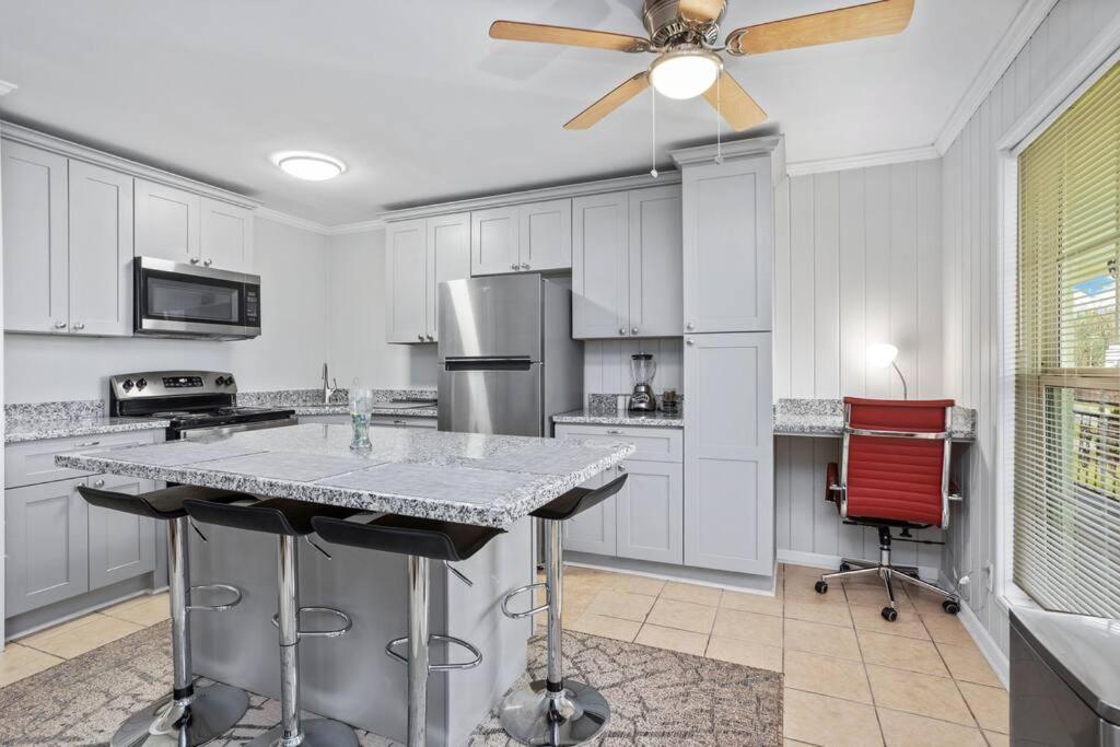 Quiet Apartment In Iowa, La Εξωτερικό φωτογραφία